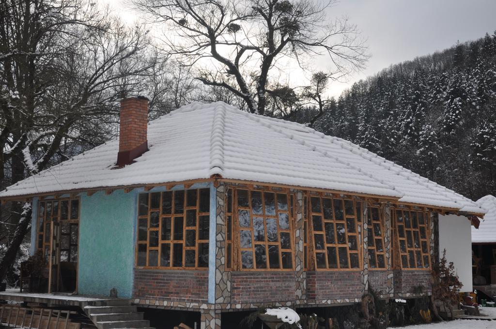 Rafting Kamp Dvije Vrbe Hotel Foca Exterior photo